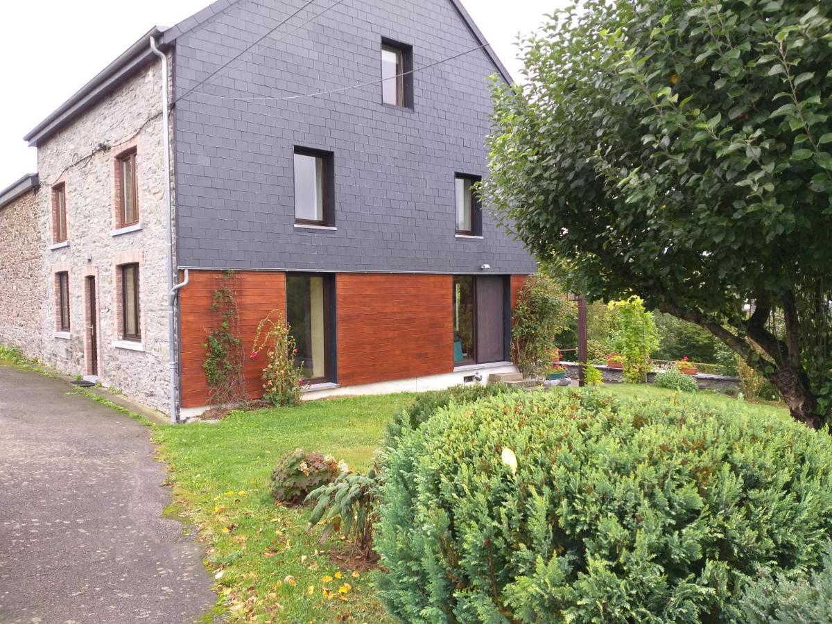 Gite L'Ecole De Ma Mere Villa Bertogne Kültér fotó