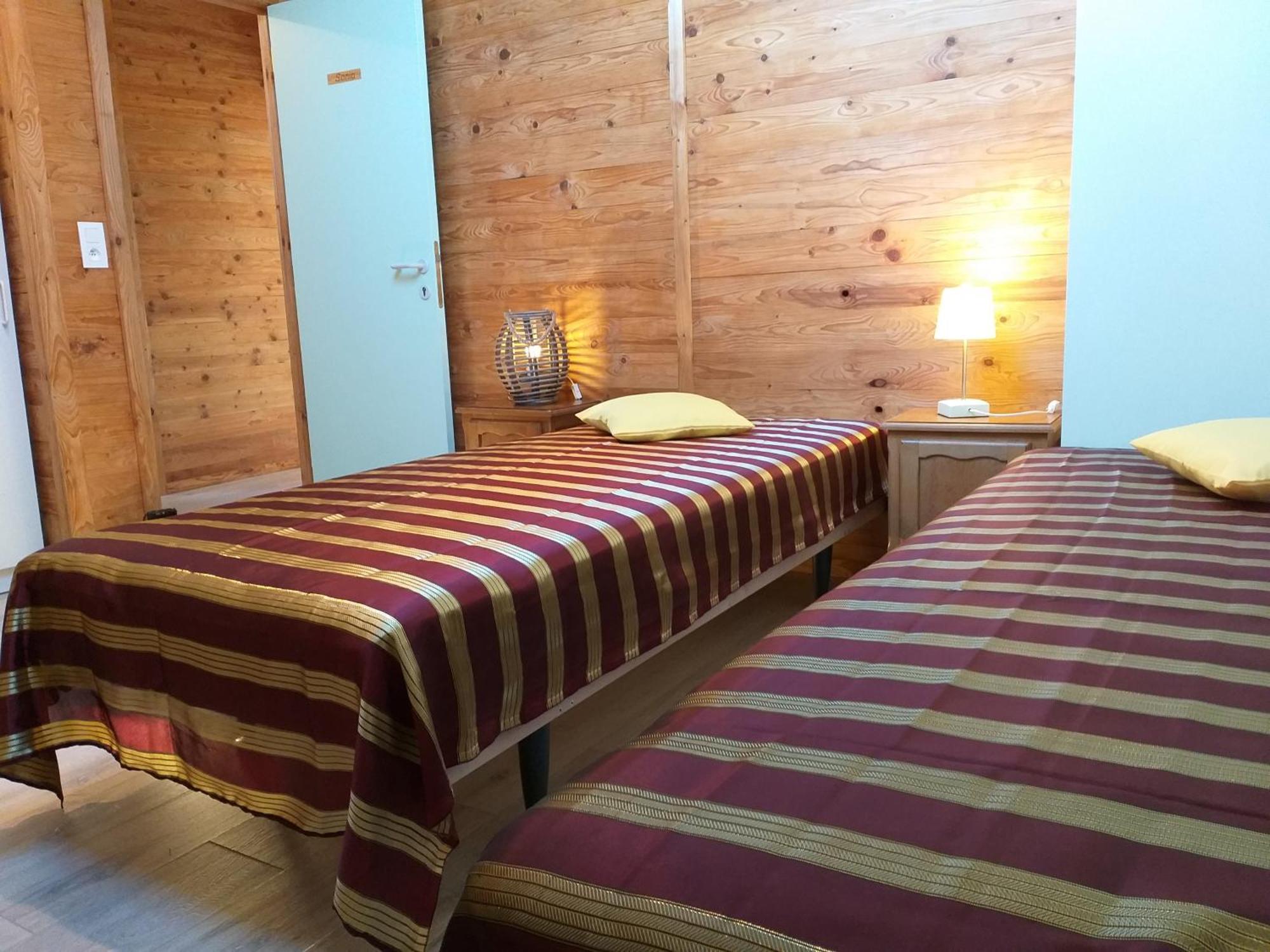Gite L'Ecole De Ma Mere Villa Bertogne Kültér fotó